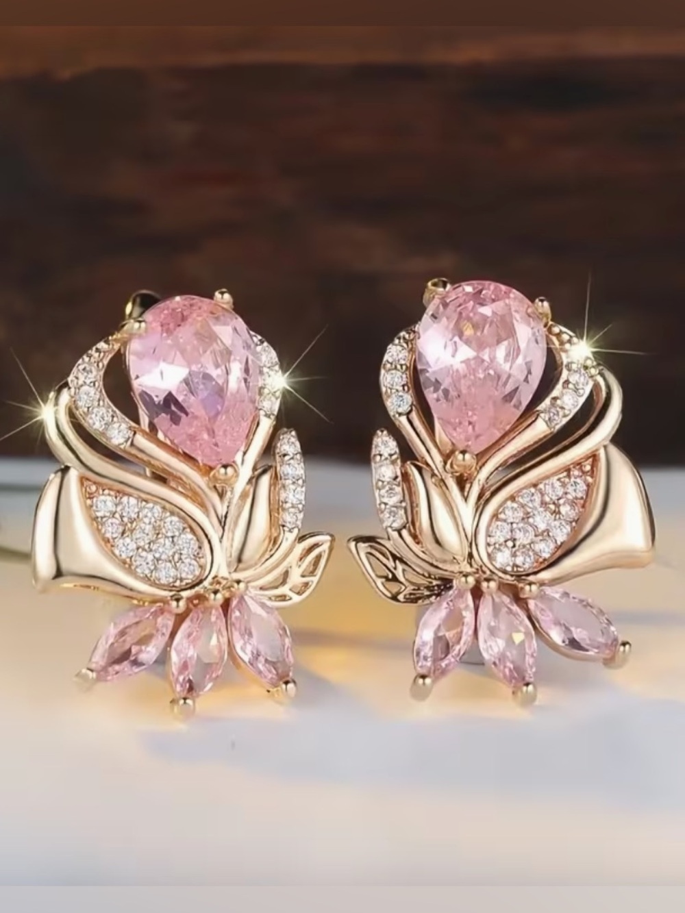 Elegant Pink Teardrop Floral Stud Earrings - Rose Gold Tone.